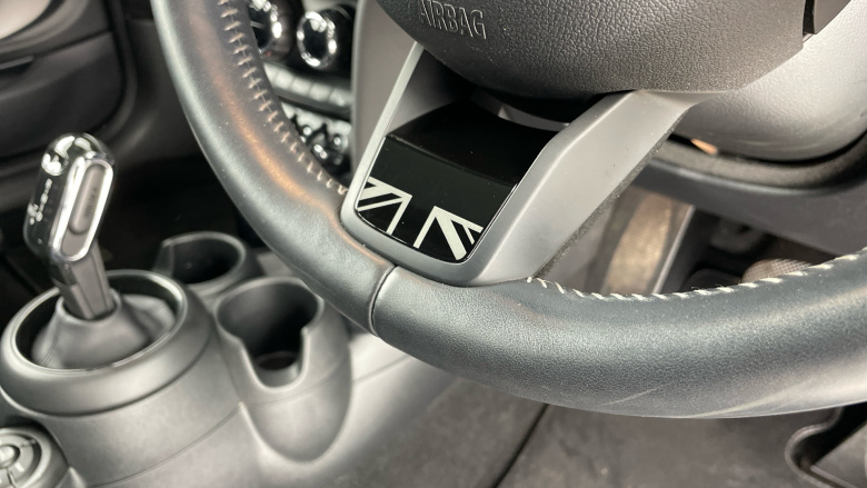 MINI Hatchback 2.0 Cooper S Exclusive 3dr Auto Petrol Hatchback